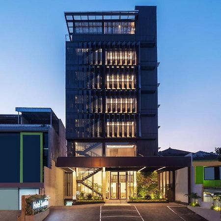 Hotel Santika Pasirkaliki Bandung Kültér fotó