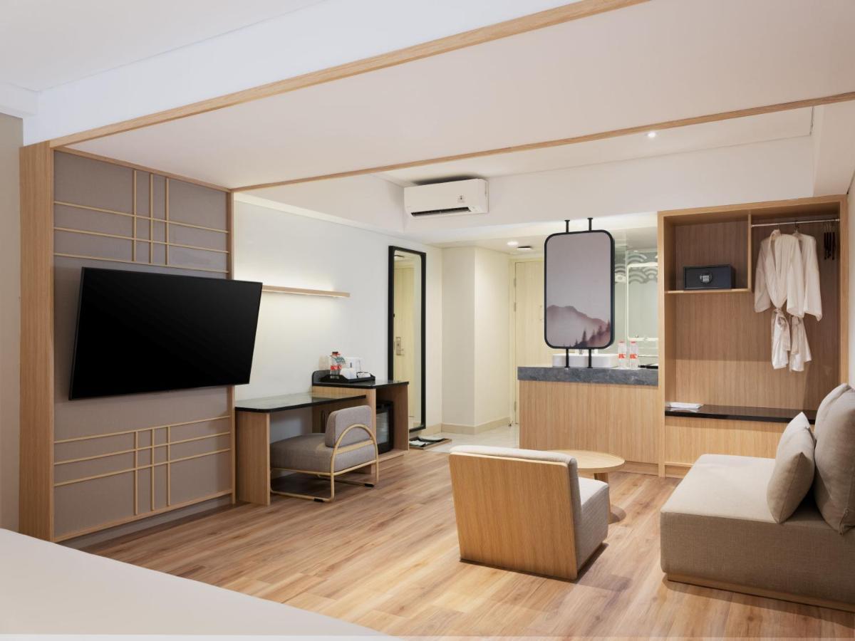 Hotel Santika Pasirkaliki Bandung Kültér fotó