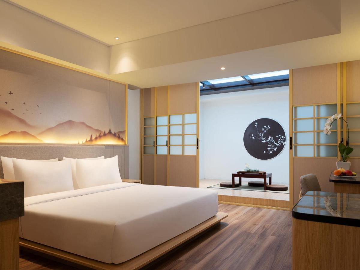 Hotel Santika Pasirkaliki Bandung Kültér fotó