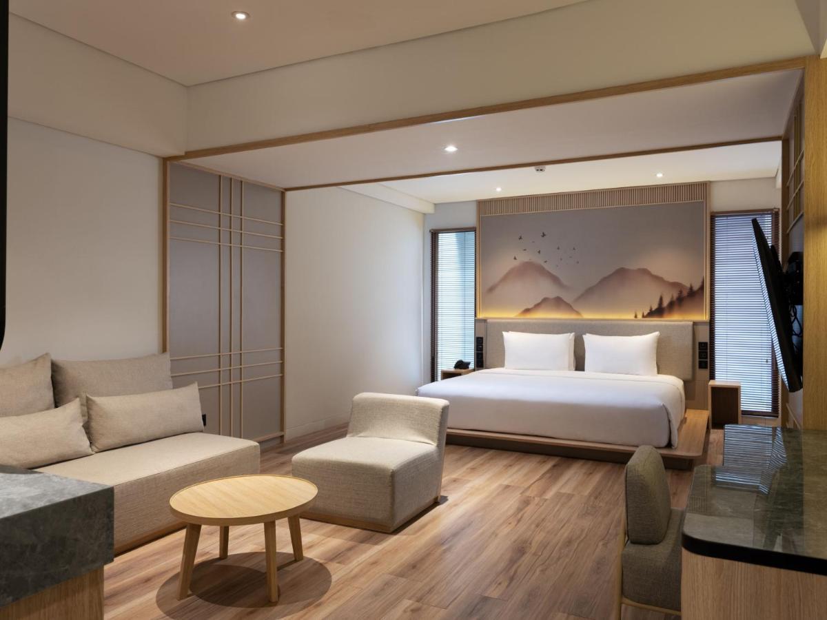 Hotel Santika Pasirkaliki Bandung Kültér fotó